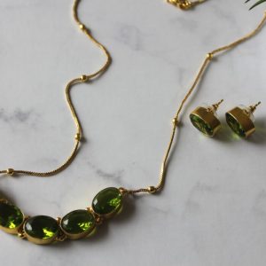 Green Monalisa 5 stone Beauty